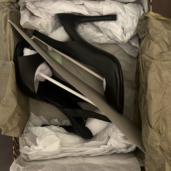 Charles David Peep Toe - Picture 4 of 5